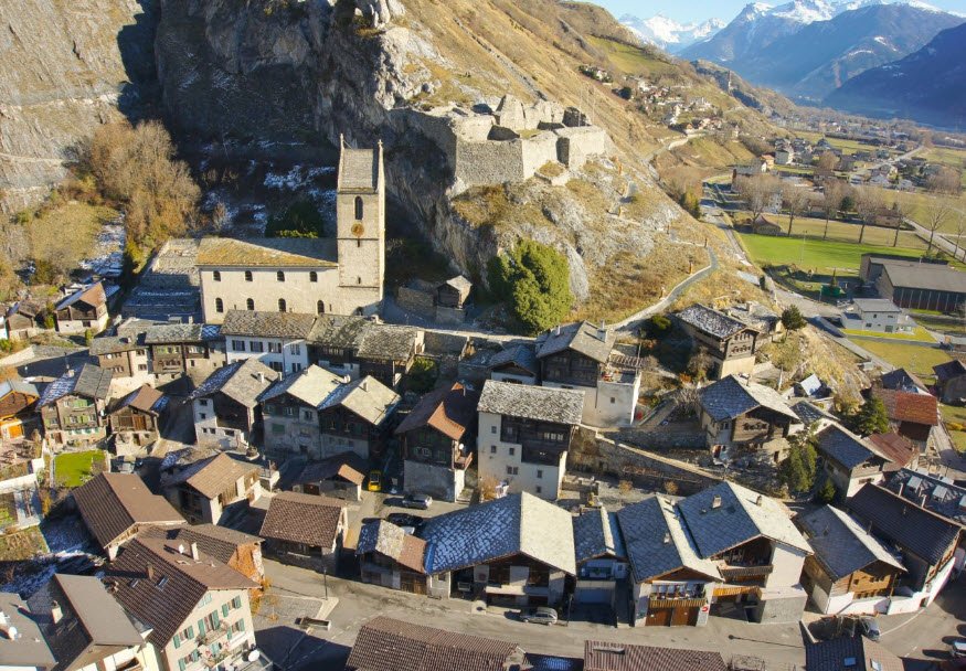 Castle Gestelnburg, Niedergesteln, Switzerland, Switzerland